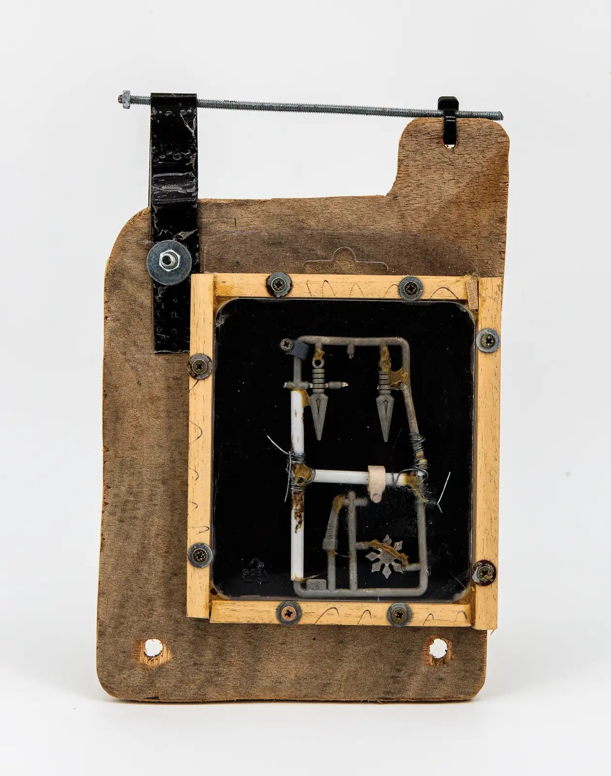 Dagoz Mevid : Test/série des réparations n°1 -  Œuvres d'art